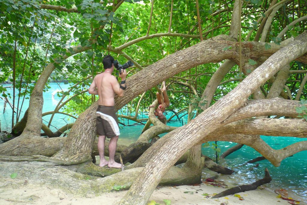Tropical Lagoon Resort 포트안토니오 외부 사진